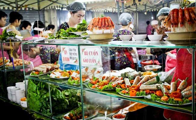 market ben thanh saigon street food